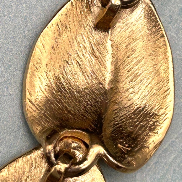 Vintage Circa 1955-1970 TRIFARI TM Gold Tone Large Leaf Choker Necklace 16-18” - Picture 11 of 15